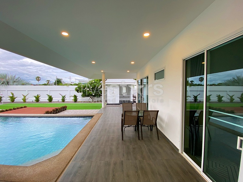 Mountain View 3 Bed 4 Bath Pool Villa For Sale in Paknampran, photo 12