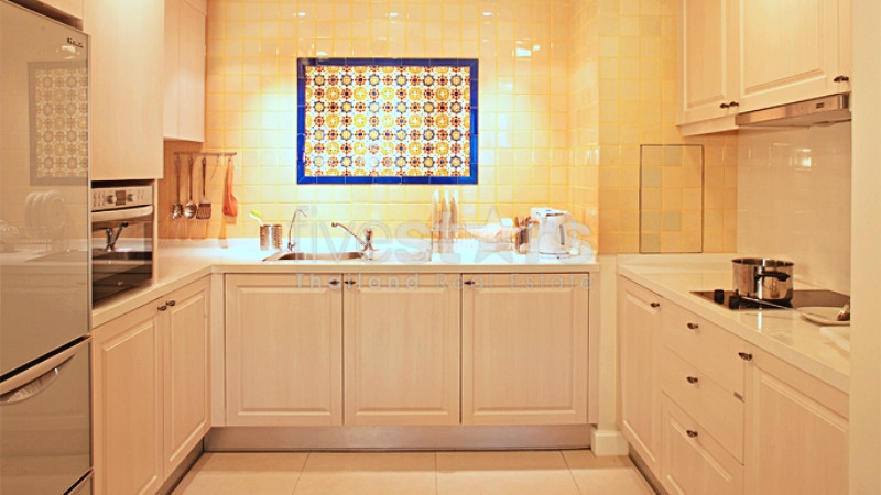 Stunning 3-Bedroom Beachfront Condo with Panoramic Sea and Pool Views at Marrakesh Hua Hin, photo 7