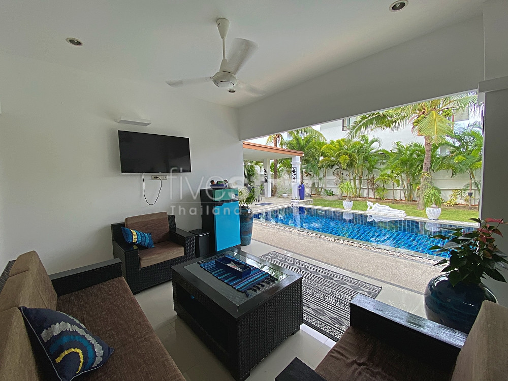 Lovely 3 Bed 3 Bath Private Pool Villa For Sale in Soi 88 with Extra Land, photo 12