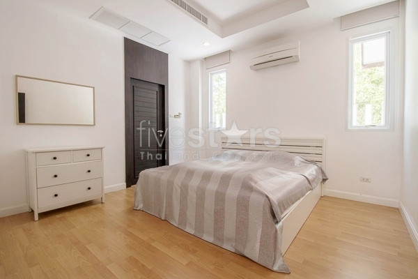 Modern 3 Bedroom Villa, photo 14