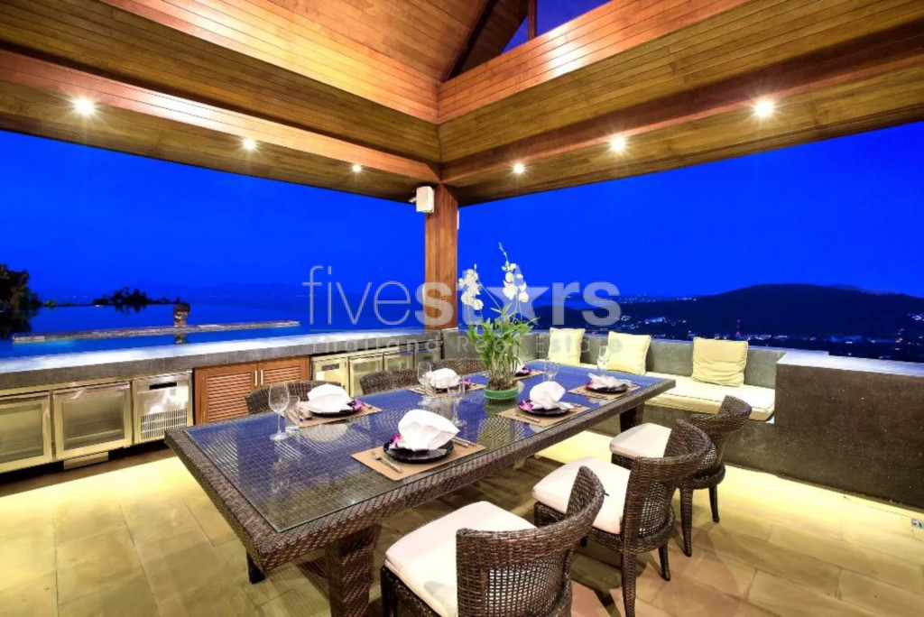 SPECTACULAR HILLS VILLA WITH BAIE VIEW, photo 9