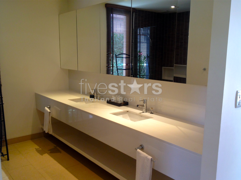Executive 3 Bed Luxury Pool Villa by the Sea, photo 13