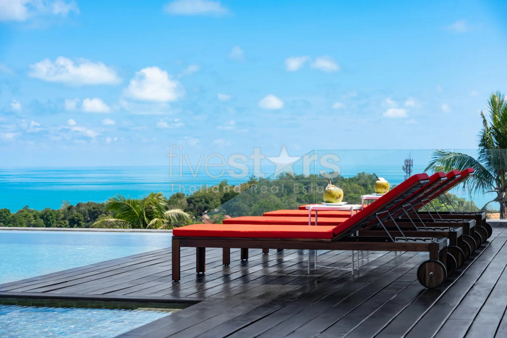 SEA-VIEW VILLA IN UPSCALE NEIGHBORHOOD, photo 9