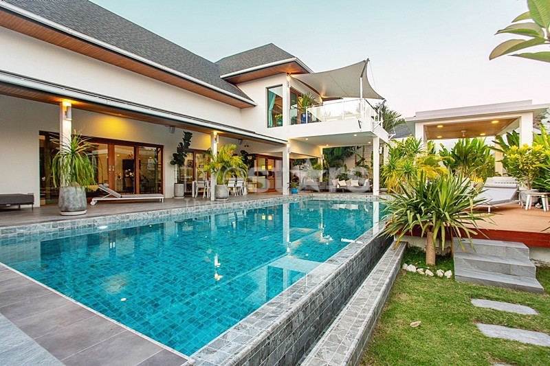 Luxury 4-Bedroom Modern Pool Villa in Hillside Hamlet – Soi 70, Hua Hin