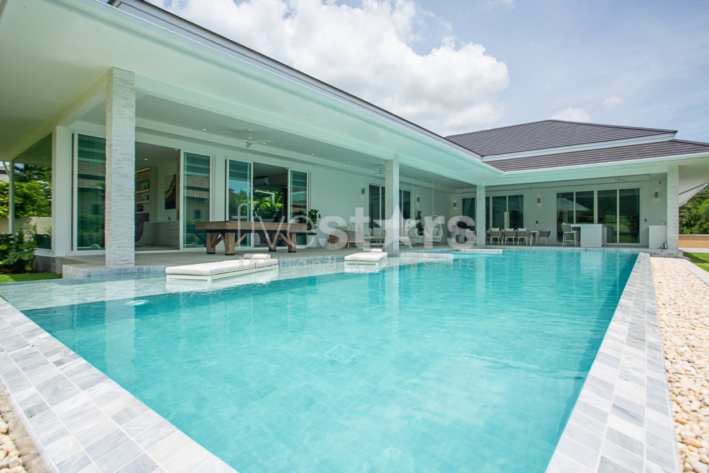 Luxurious 4-Bedroom Pool Villa for Sale on Palm Hills Golf Course, photo 2