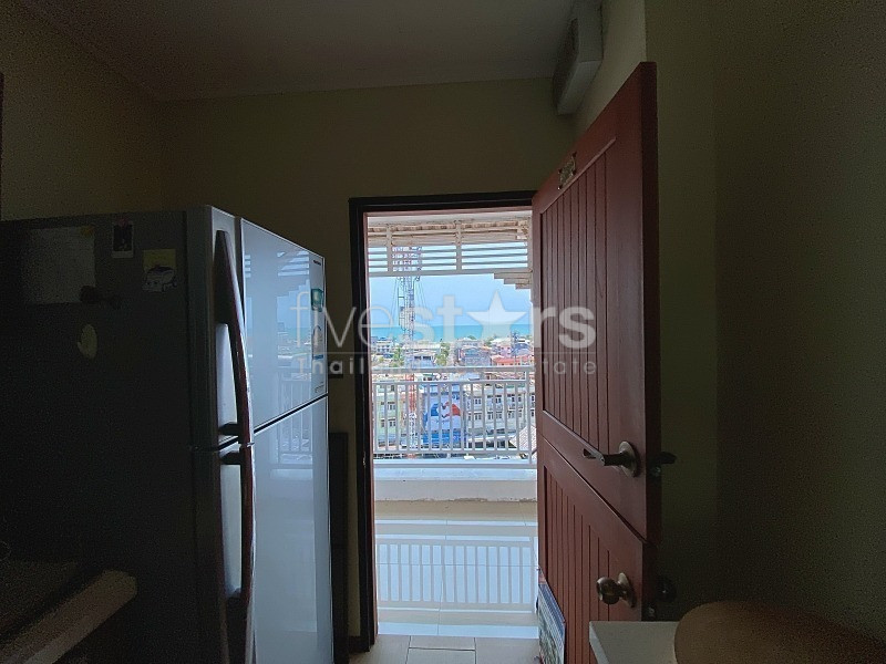 City Center 2 Bed 2 Bath Condo with Sea and Mountain Views at Baan Klang Condo, photo 5