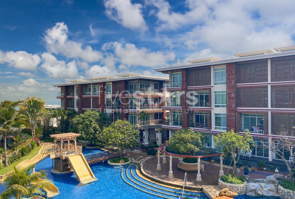 Amazing Beachfront 2 Bed Condo, photo 2