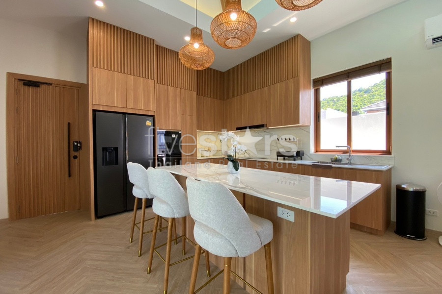 Modern 4-Bedroom Luxury Pool Villa For Sale or Rent in Hua Hin, photo 15
