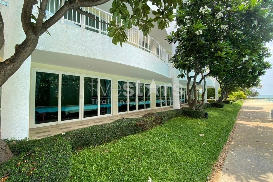 Luxury 4-Bedroom Condo with Direct Pool Access at Baan Saechuan, Hua Hin, photo 4