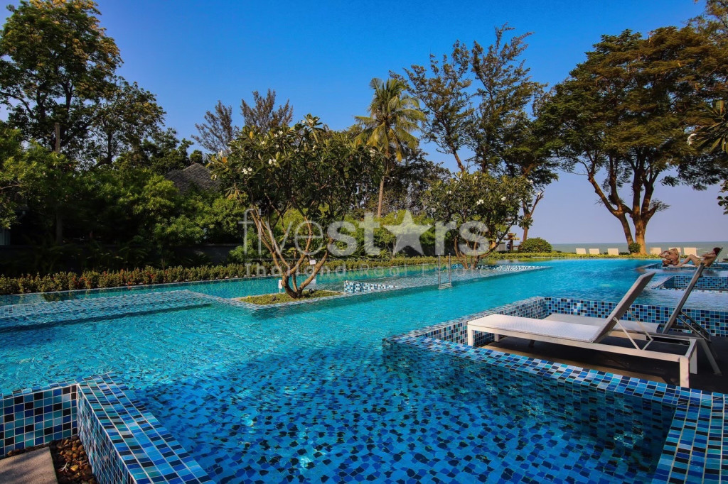 2 Bed 2 Bath Condo For Sale in Hua Hin City Center at Baan Sandao, photo 3