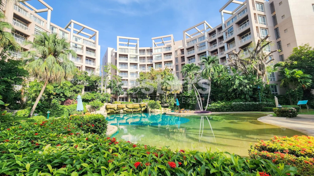 Spacious 2-Bedroom Condo for Sale in Baan Sansaran, Hua Hin – Prime Beachside Living