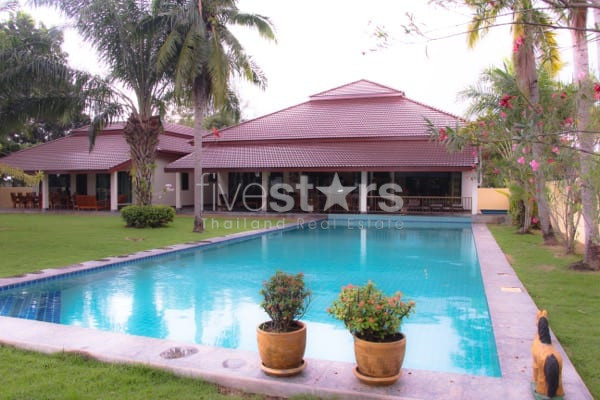 Palm Hills Golf Course : Luxury 4 Bedroom Pool Villa With Maids Quarters, photo 3