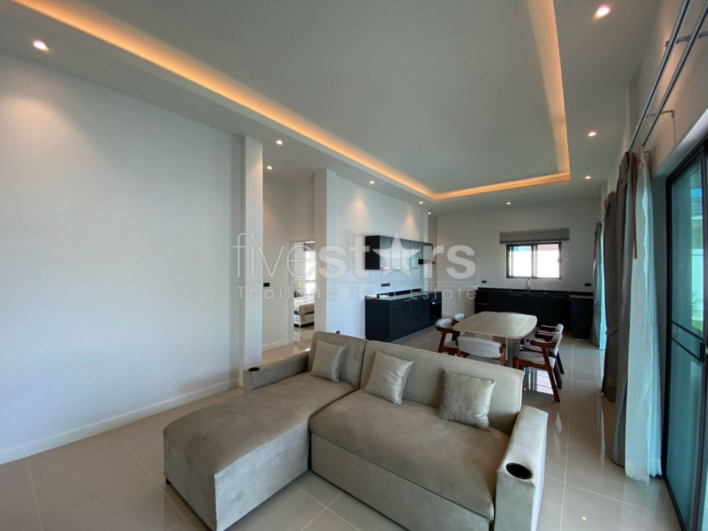 View Till Khao – Modern 3-Bedroom Pool Villa with Rooftop Terrace, photo 6