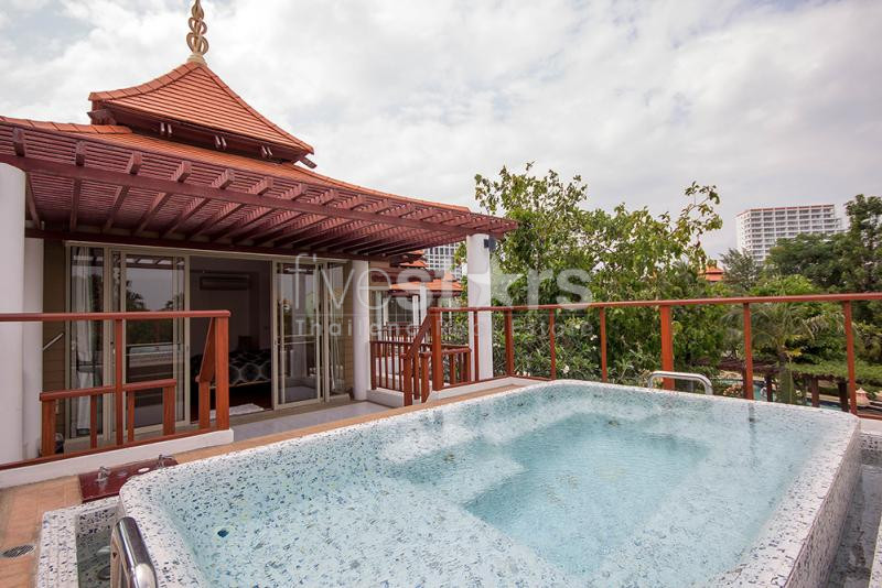 Luxury 3 Storey 3 Bed Villa – Beachfront Development, photo 14
