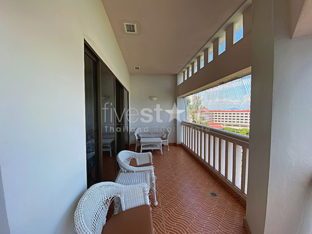 Dusit Thani Condominium – Fully Modernised Luxury 2 Bed Condo, photo 13