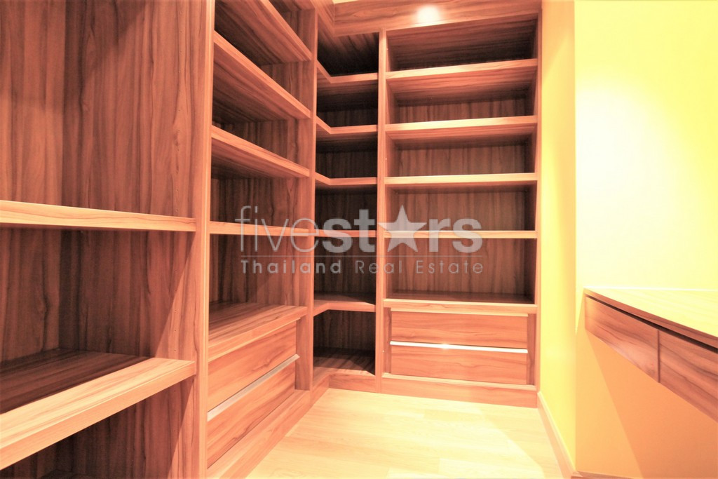 2-bedroom spacious condo for sale in Ari area, photo 5