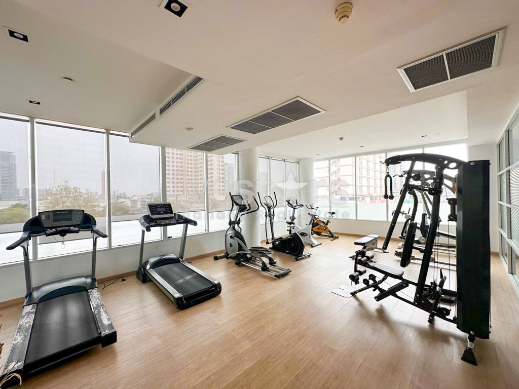 2-bedroom spacious condo for sale in Ari area, photo 9