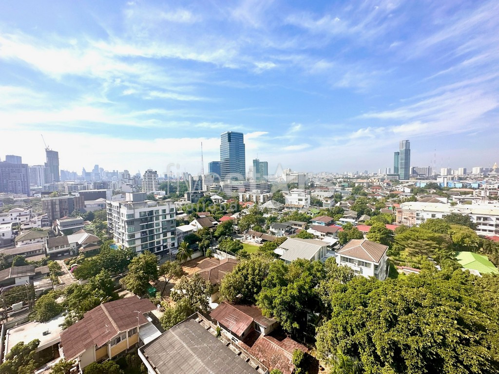 2-bedroom spacious modern condo for sale close to Ari, photo 2