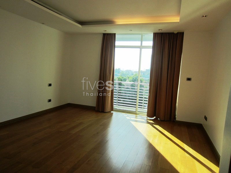 Grand appartement de 3 chambres proche du BTS Ari, photo 2