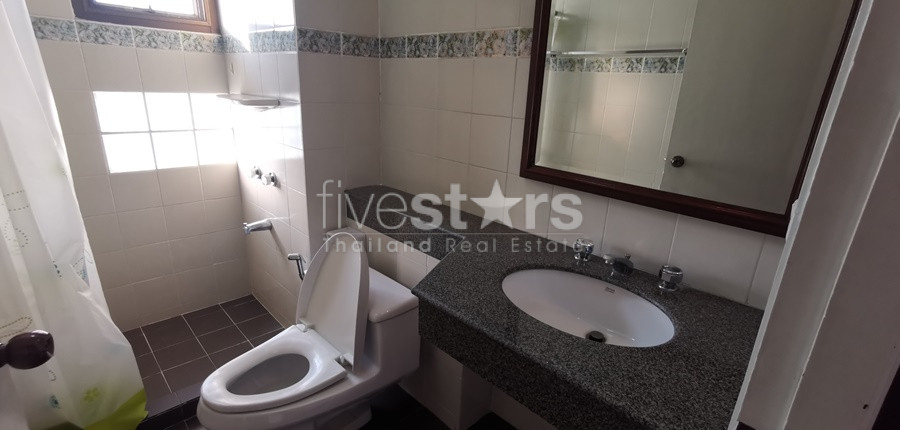 Appartement avec 3 chambres à louer à Aree, photo 17