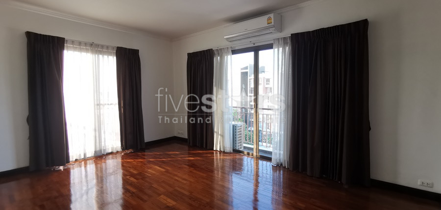 Appartement avec 3 chambres à louer à Aree, photo 10