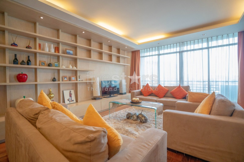 Nice 2-bedroom apartment close to BTS Ari, photo 2