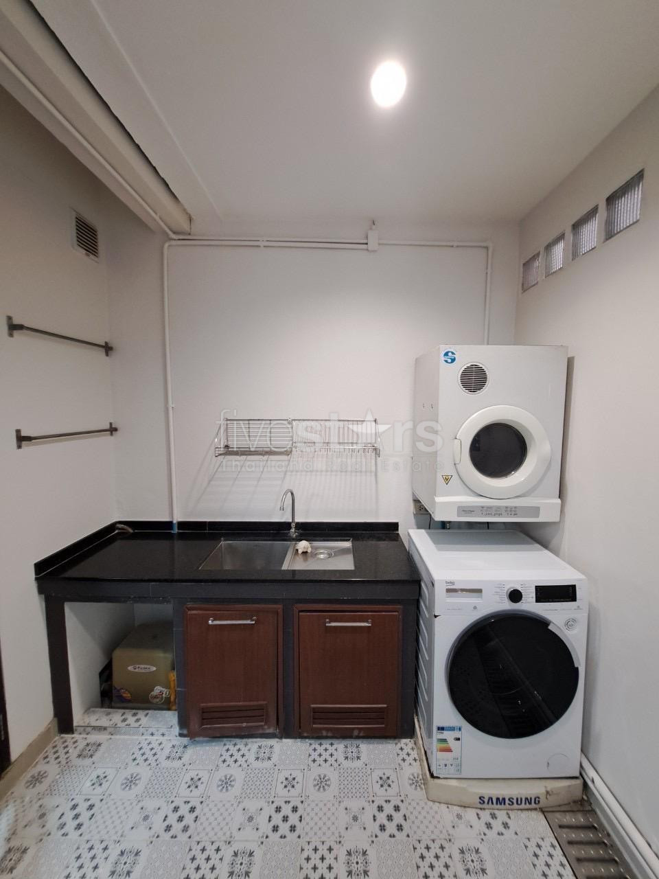Maison 3 chambres à louer à Phayathai à 20 minutes du BTS Ari, photo 10