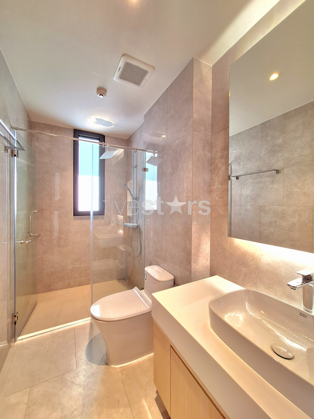 Immense condo de 3 chambres à louer à Sukhumvit - Bearing, photo 12