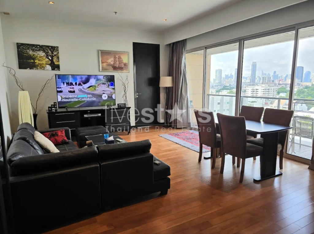 appartement 2-chambres à louer à Sathorn, près de Nanglinchee road