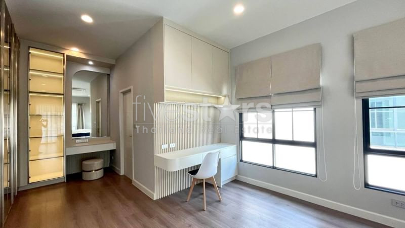 4-bedroom house in compound for sale on Bangna-Suvarnabhumi, photo 17