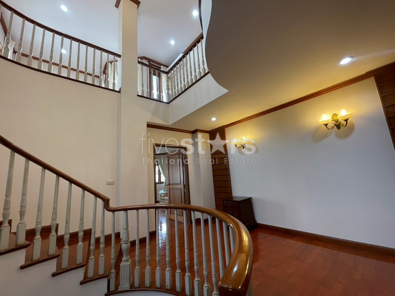 Belle maison au style colonial avec 4 chambres à louer, photo 4