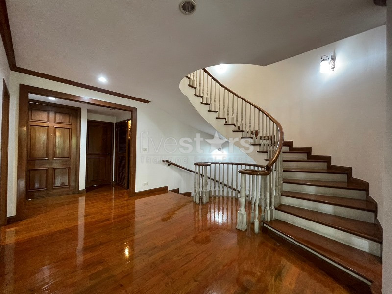 Belle maison au style colonial avec 4 chambres à louer, photo 8