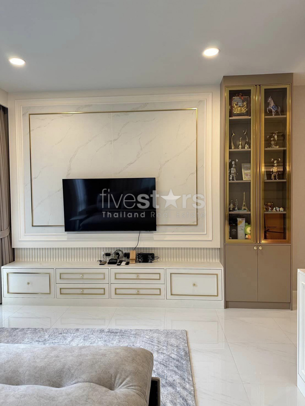 Maison individuelle de luxe moderne de 4 chambres à louer à Bangna, photo 3