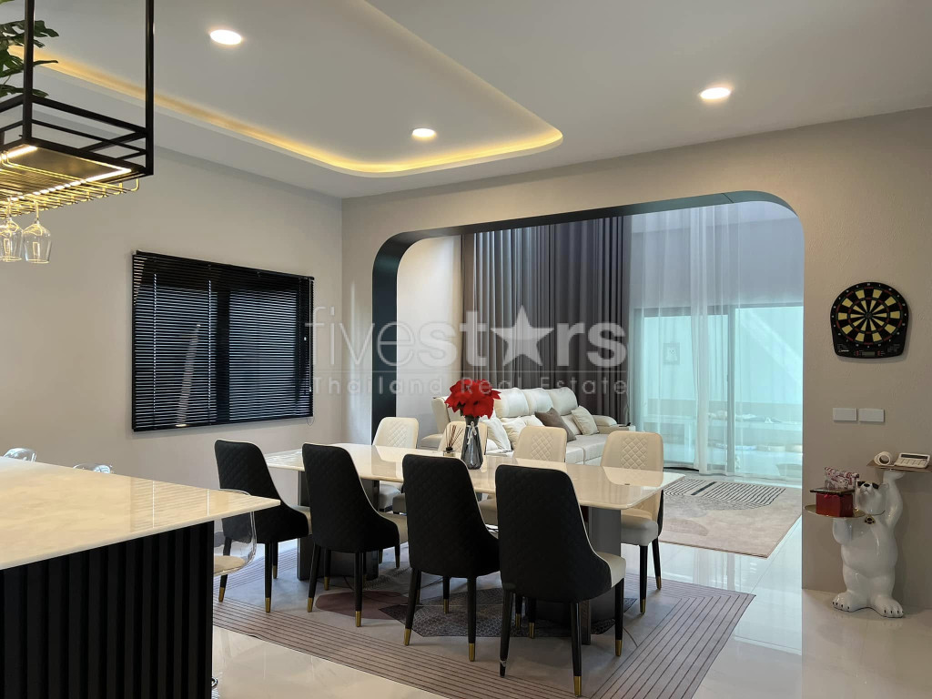 Maison moderne et luxueuse de 3 chambres à louer à Bangna., photo 3