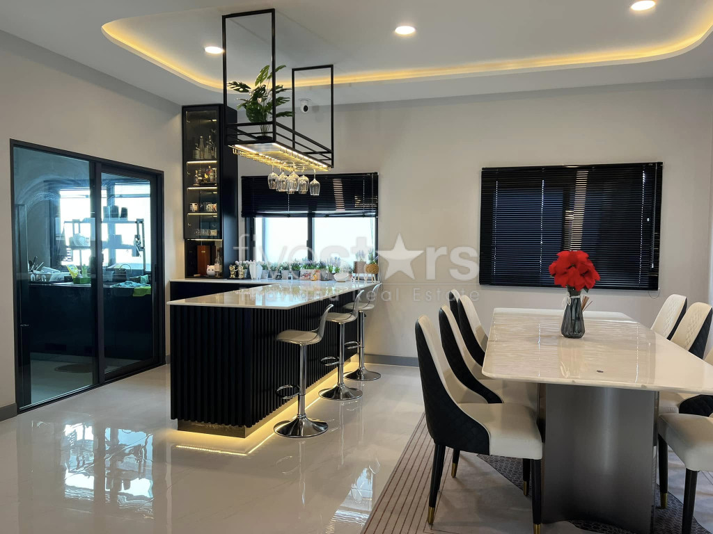 Maison moderne et luxueuse de 3 chambres à louer à Bangna., photo 4