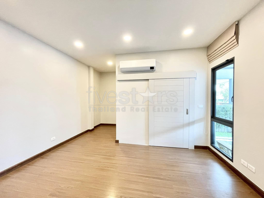 Superbe maison moderne de luxe de 5 chambres à louer à Bangna, photo 14