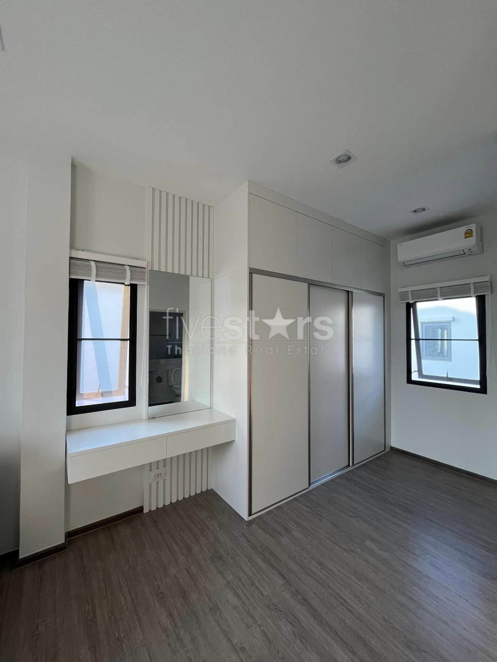 Maison moderne de 3 chambres à louer à Bangna, photo 12