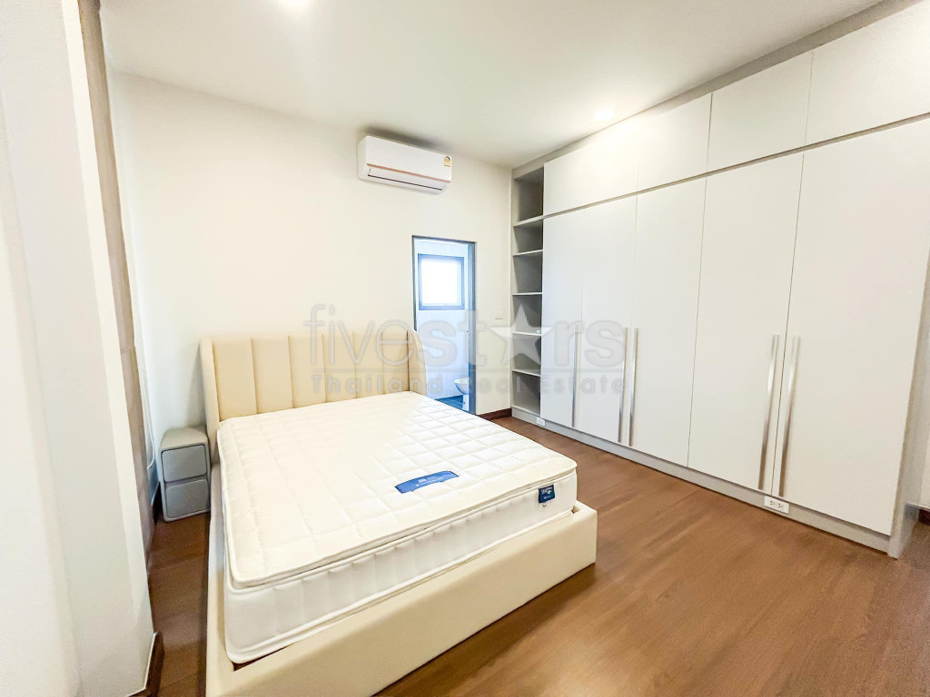 Maison de luxe moderne de 5 chambres à louer à Bangna., photo 12