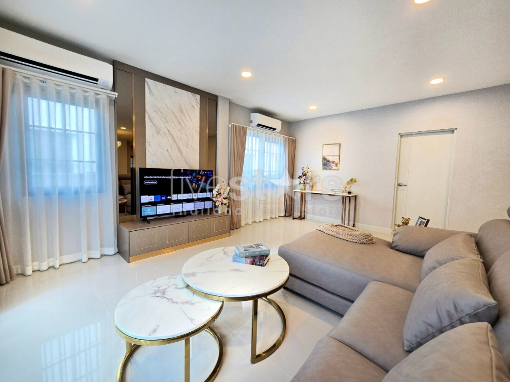 Maison individuelle de 4 chambres à vendre à Bangna, photo 3