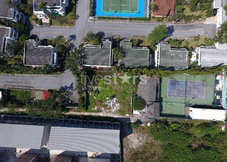 Land for sale on Chaeng Wattana Road
