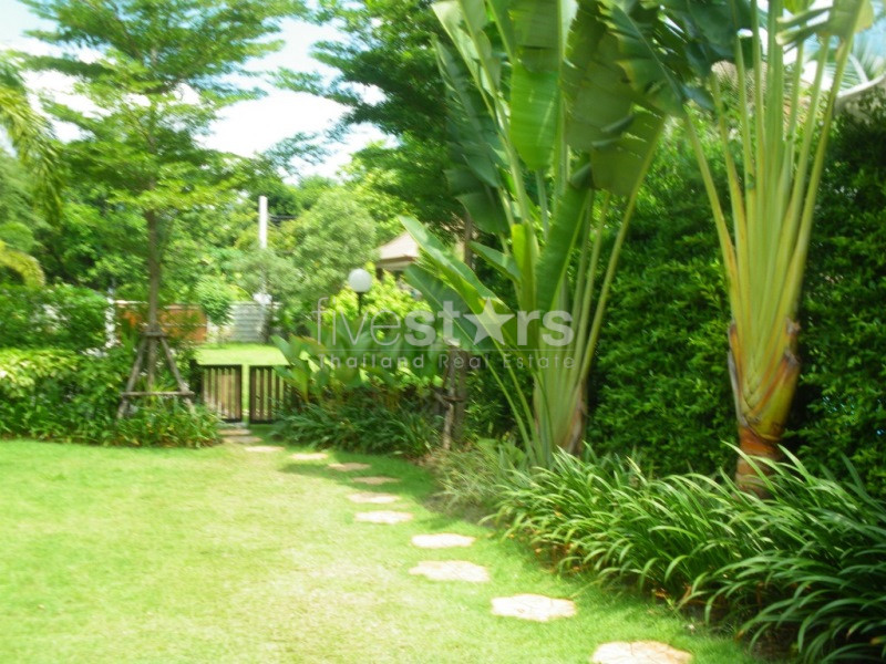 Maison de 4 chambres à louer dans une résidence privée, photo 9