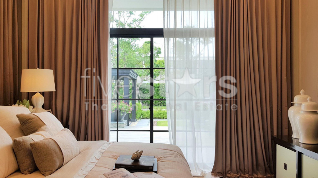 Maison de luxe de 4 chambres dans le complexe Baan Sansiri Pattanakarn, photo 13