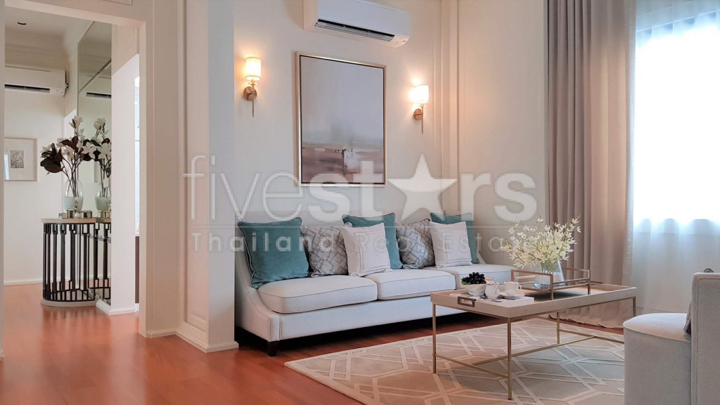 Maison de luxe de 4 chambres dans le complexe Baan Sansiri Pattanakarn, photo 22