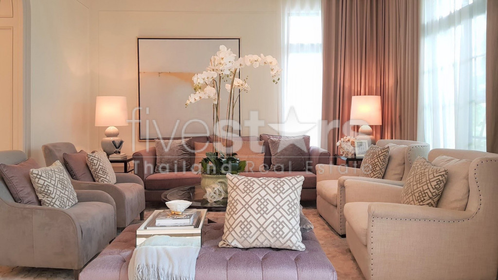 Maison de luxe de 4 chambres dans le complexe Baan Sansiri Pattanakarn, photo 10