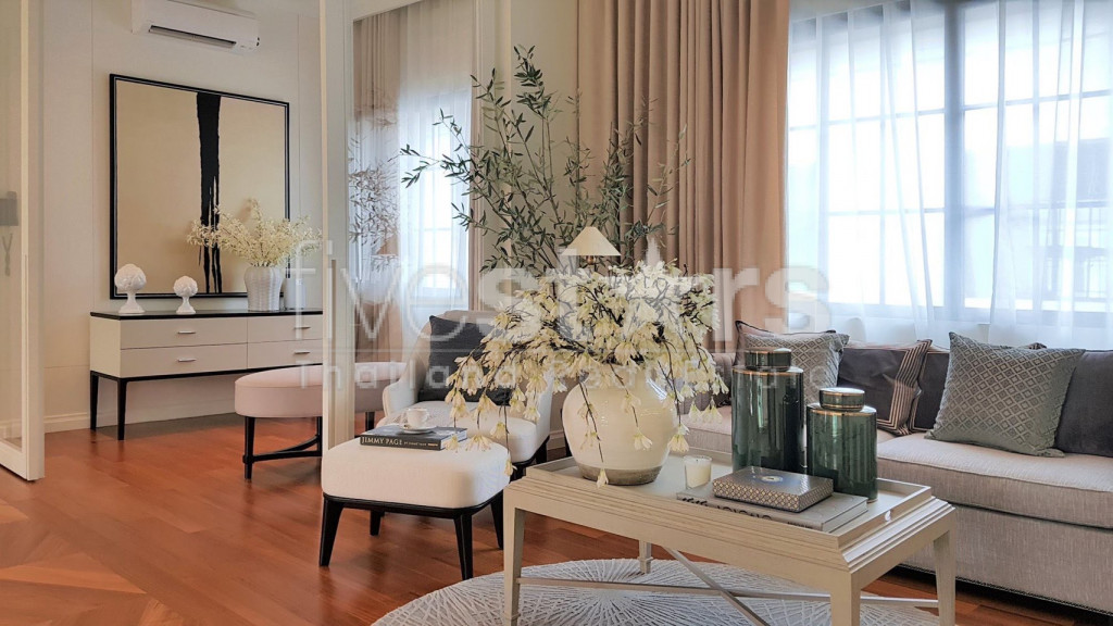Maison de luxe de 4 chambres dans le complexe Baan Sansiri Pattanakarn, photo 6
