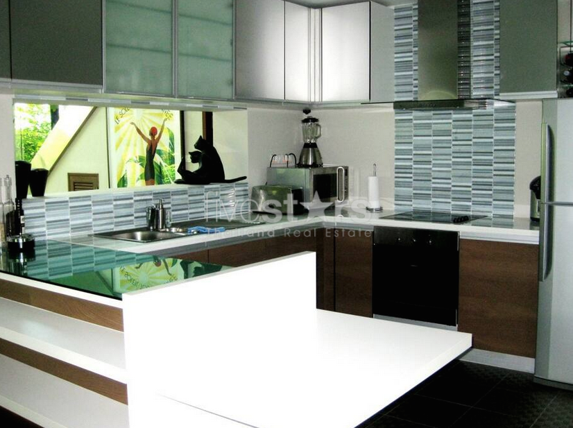Maison moderne de 3 chambres à louer proche du BTS Thonglor, photo 14