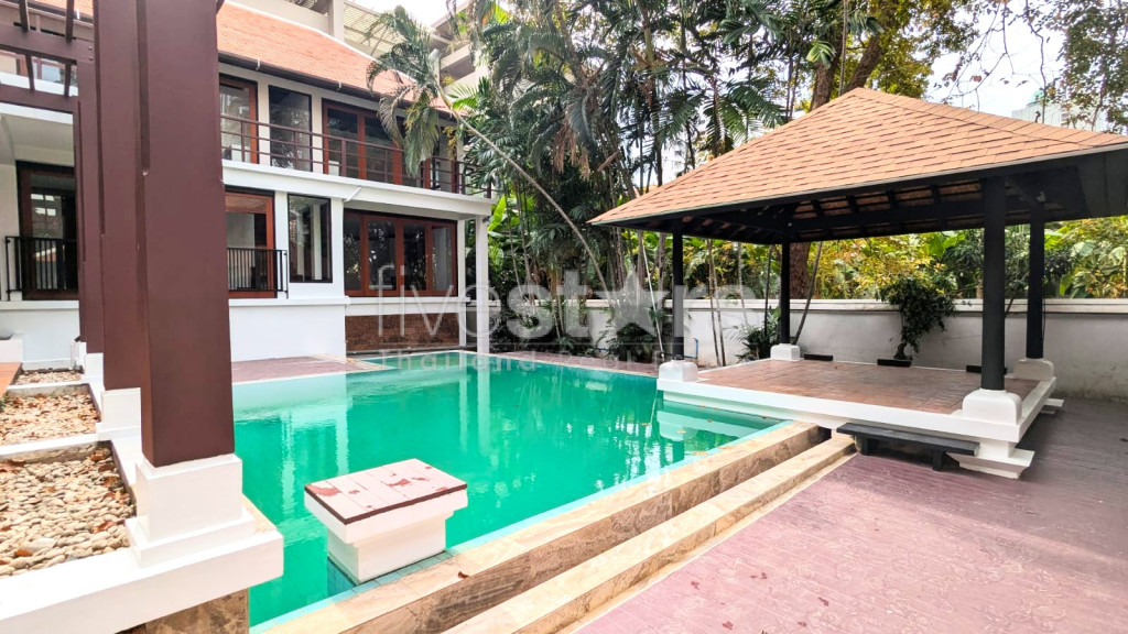 Maison de 5 chambres exceptionnelle à louer proche de Phrom Phong, photo 2