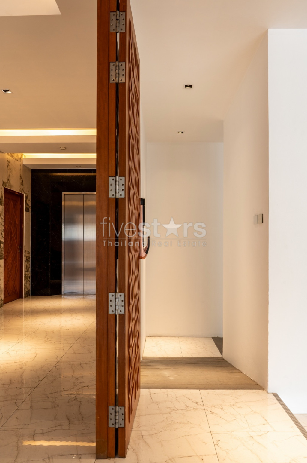 Villa Piscine Ultra-Luxe 12 Chambres à Louer à Krungthep Kreetha., photo 7