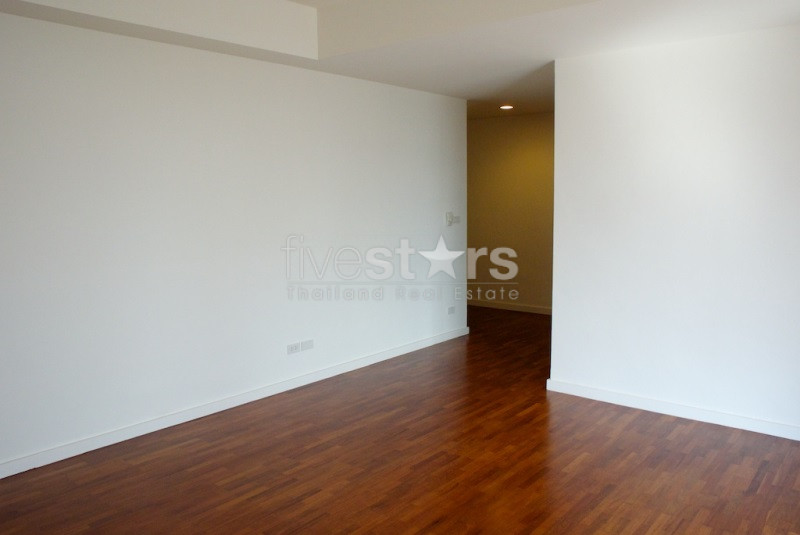Condo spacieux de 4 chambres à louer sur Ekamai, photo 12