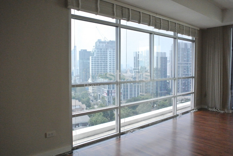 Condo spacieux de 3 chambres à louer sur Ekamai, photo 13
